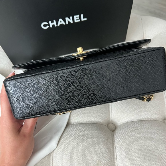 Chanel Classic double flap Caviar with Gold hardware - Picture 14 of 15
